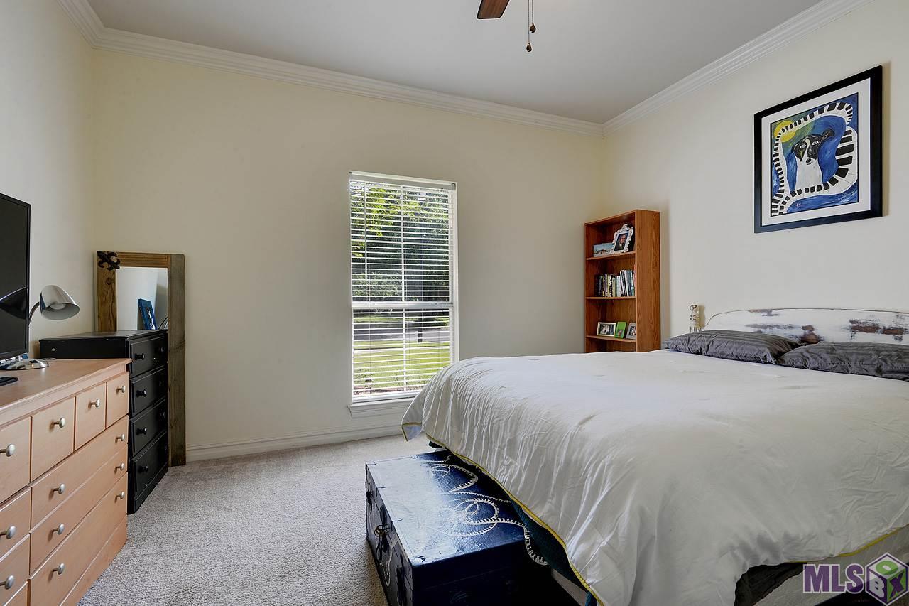 10417 Springcrest Drive Baton Rouge, LA 70810 - Photo 5 of 10
