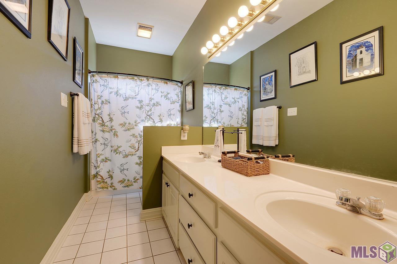 10417 Springcrest Drive Baton Rouge, LA 70810 - Photo 6 of 10