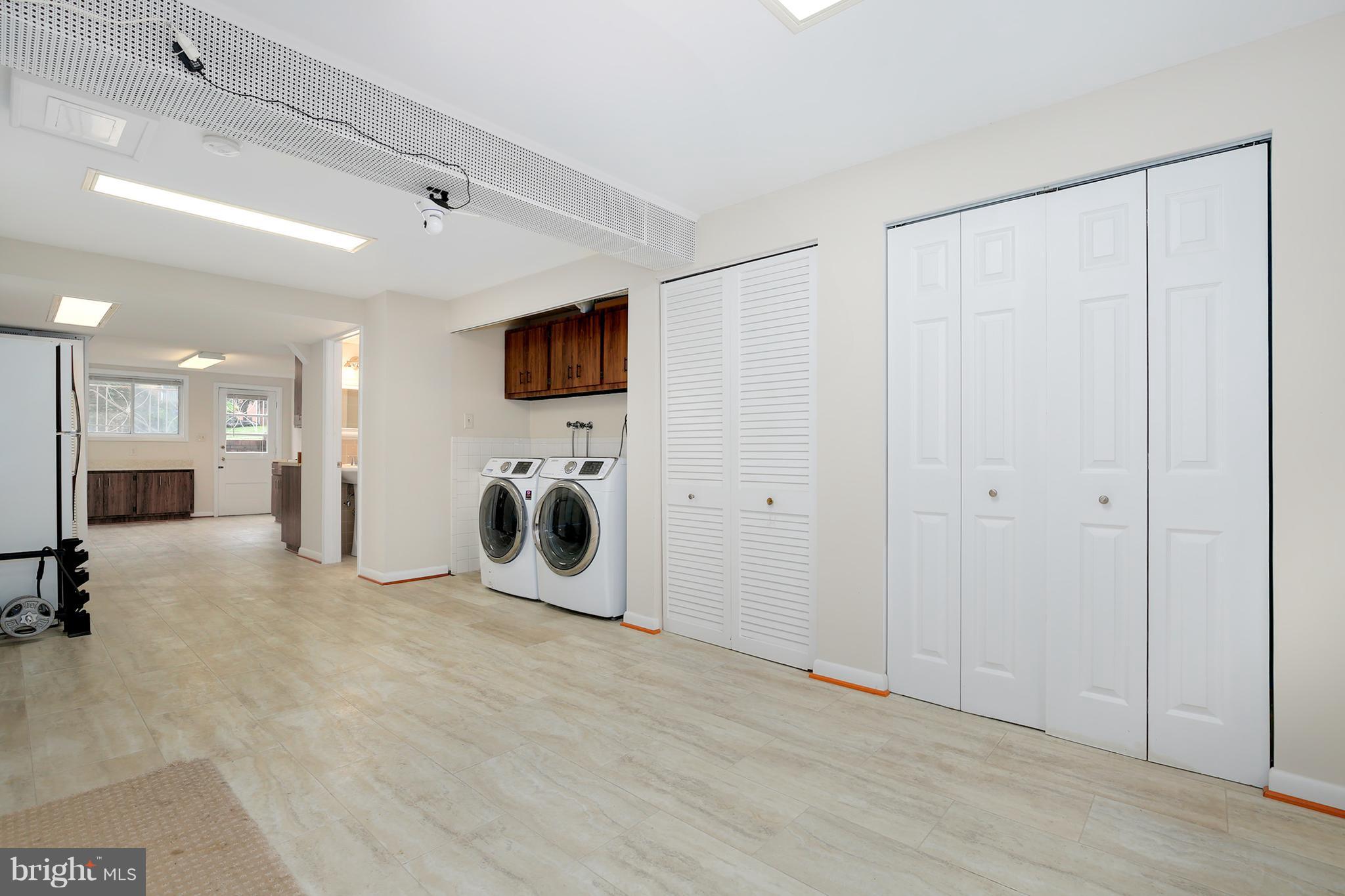 2207 Ellis Street Silver Spring, MD 20910 - Photo 21 of 27 Interior (General)