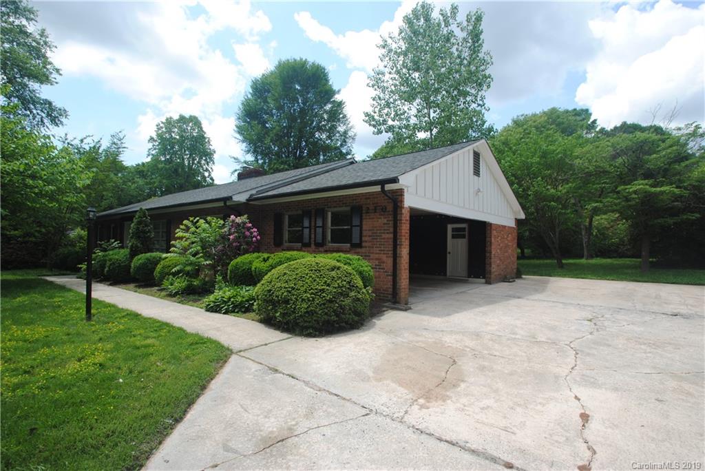210 Valley Stream Road Statesville, NC 28677 - Photo 2 of 23 Gallery Image 2