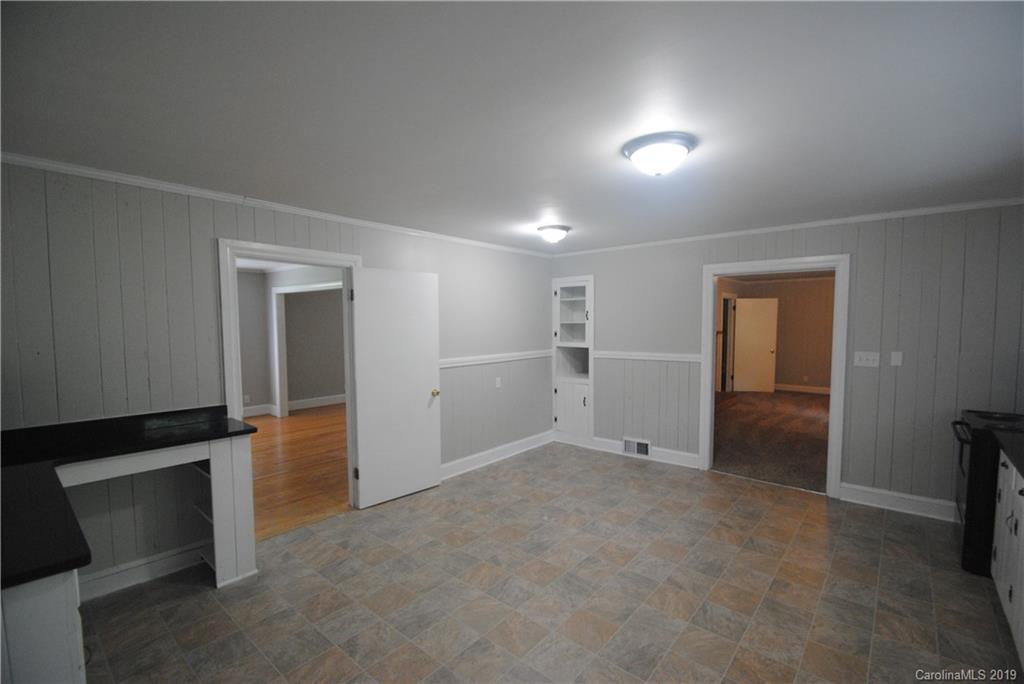210 Valley Stream Road Statesville, NC 28677 - Photo 6 of 23 Gallery Image 6