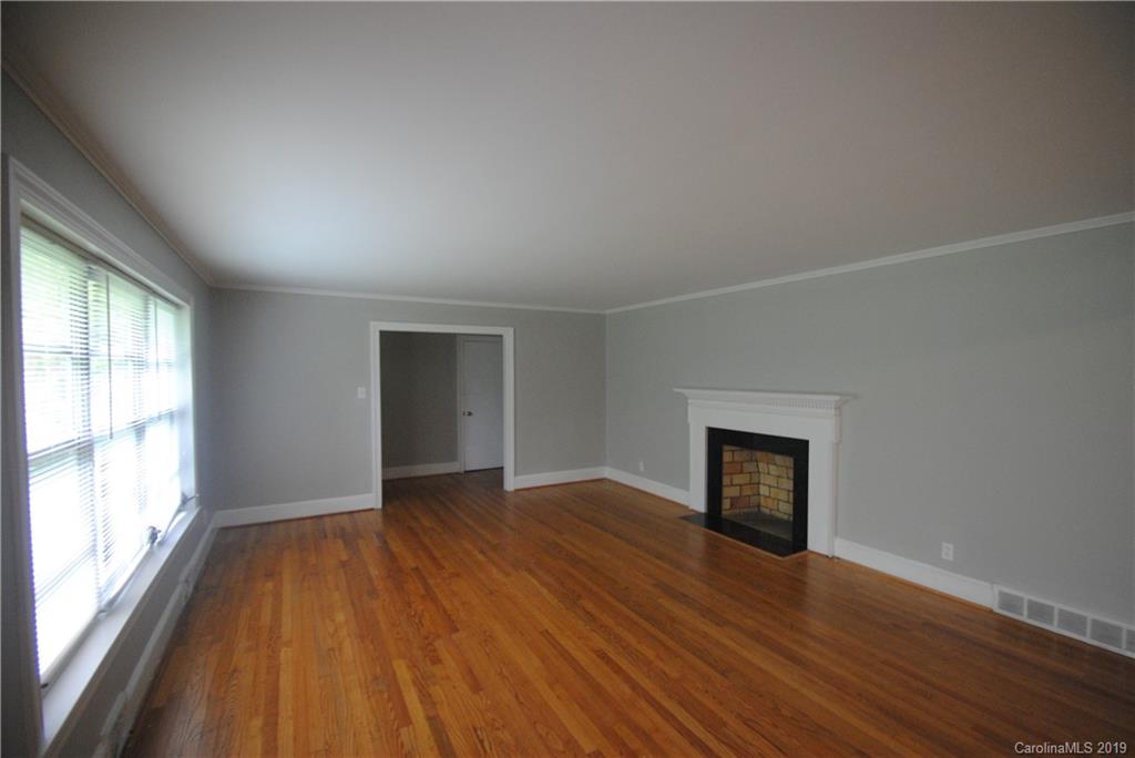 210 Valley Stream Road Statesville, NC 28677 - Photo 8 of 23 Gallery Image 8