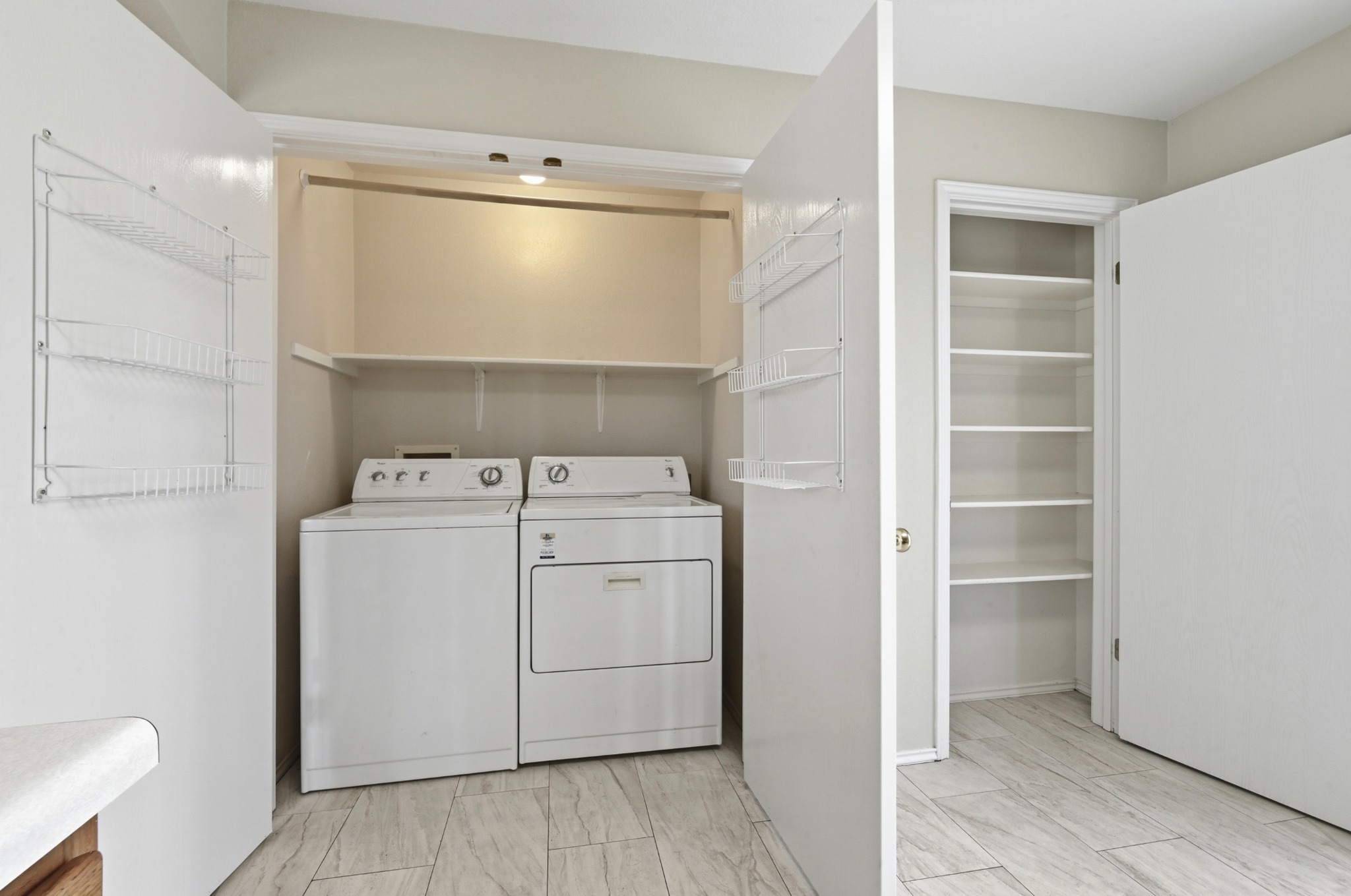 112 Mason Reed Cove Kyle, TX 78640 - Photo 21 of 26 a utility room with dryer and washer