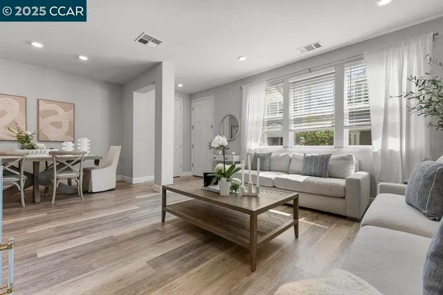 $1,385,000 | 117 Wallace Circle, Moraga, CA 94556