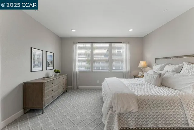 $1,385,000 | 117 Wallace Circle, Moraga, CA 94556