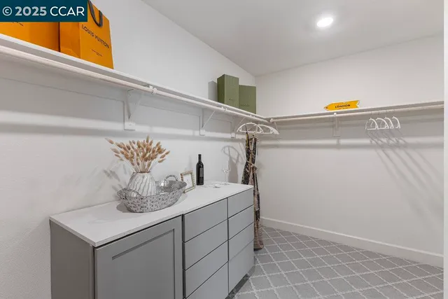 $1,385,000 | 117 Wallace Circle, Moraga, CA 94556