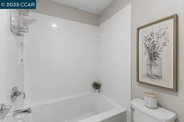 $1,385,000 | 117 Wallace Circle, Moraga, CA 94556