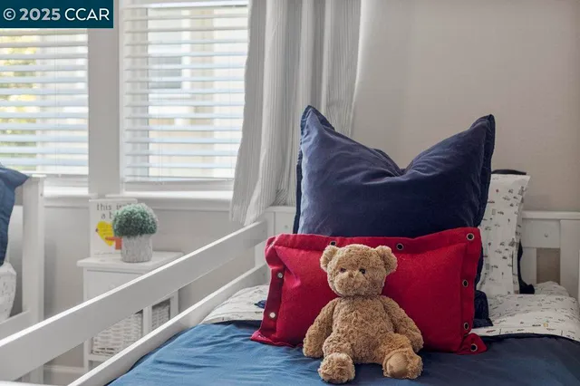 $1,385,000 | 117 Wallace Circle, Moraga, CA 94556