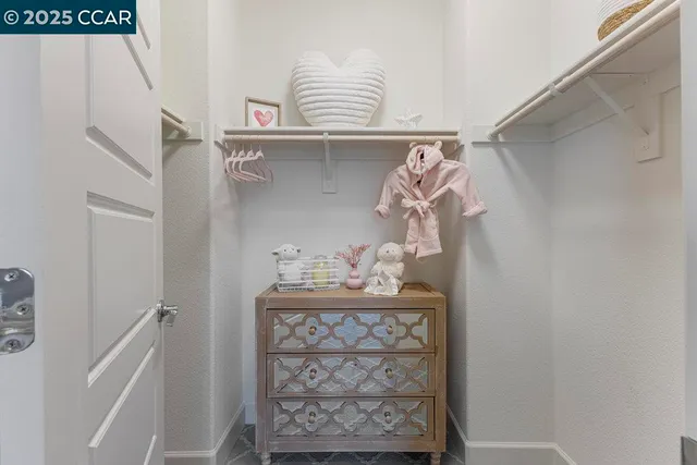 $1,385,000 | 117 Wallace Circle, Moraga, CA 94556