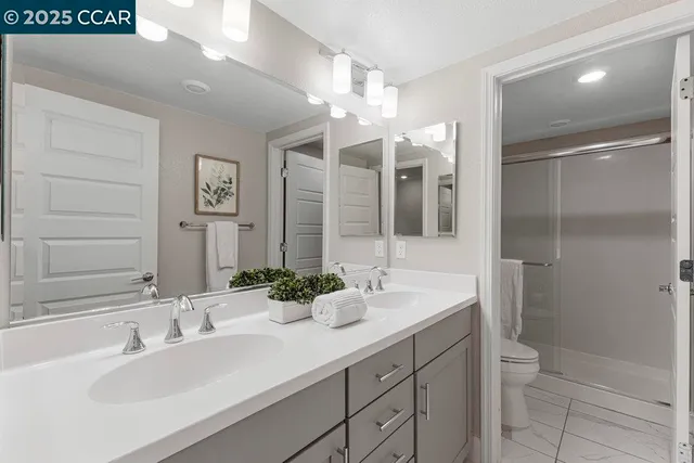 $1,385,000 | 117 Wallace Circle, Moraga, CA 94556