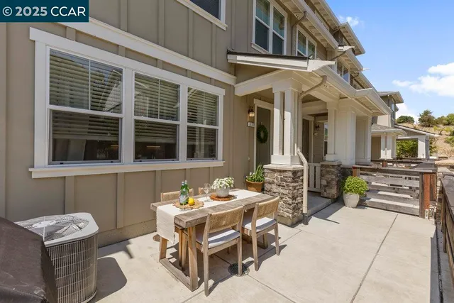 $1,385,000 | 117 Wallace Circle, Moraga, CA 94556