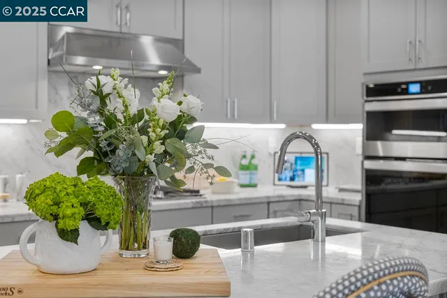 $1,385,000 | 117 Wallace Circle, Moraga, CA 94556