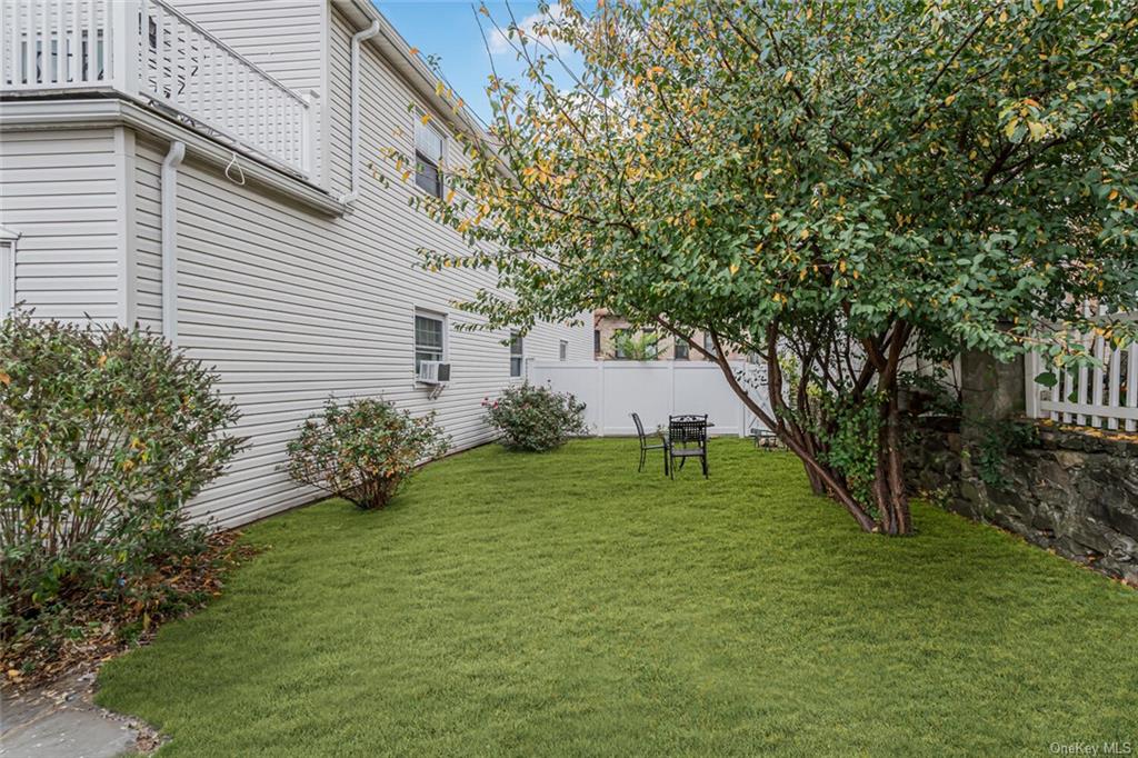 66 Devoe Avenue Yonkers, NY 10705 - Photo 33 of 34