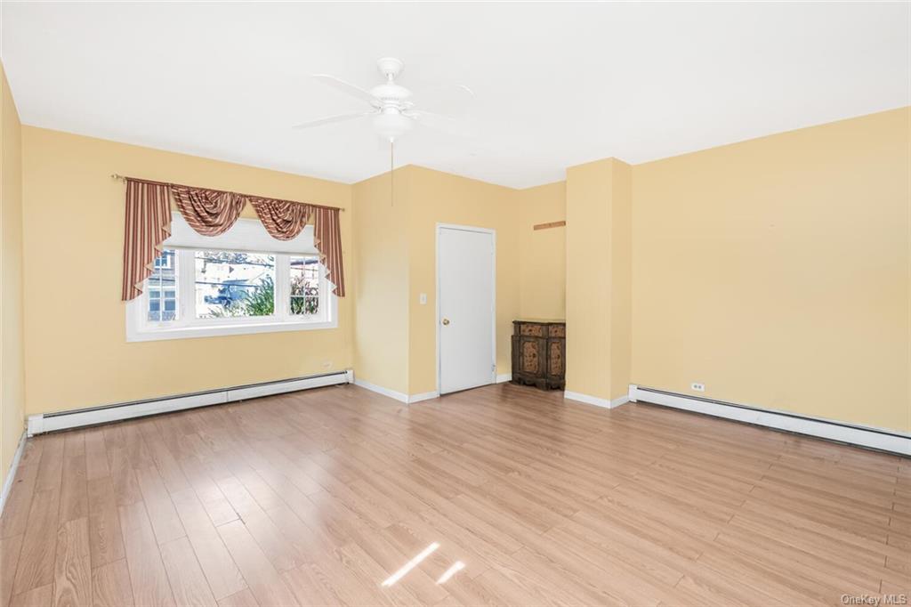 66 Devoe Avenue Yonkers, NY 10705 - Photo 6 of 34