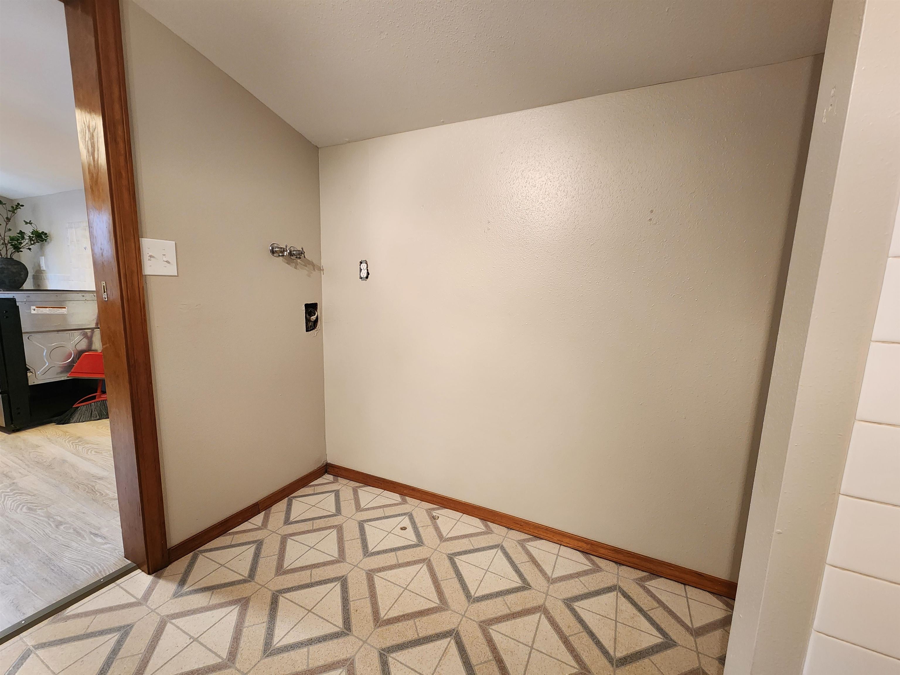 520 South Ferrall Street Spokane, WA 99202 - Photo 15 of 21