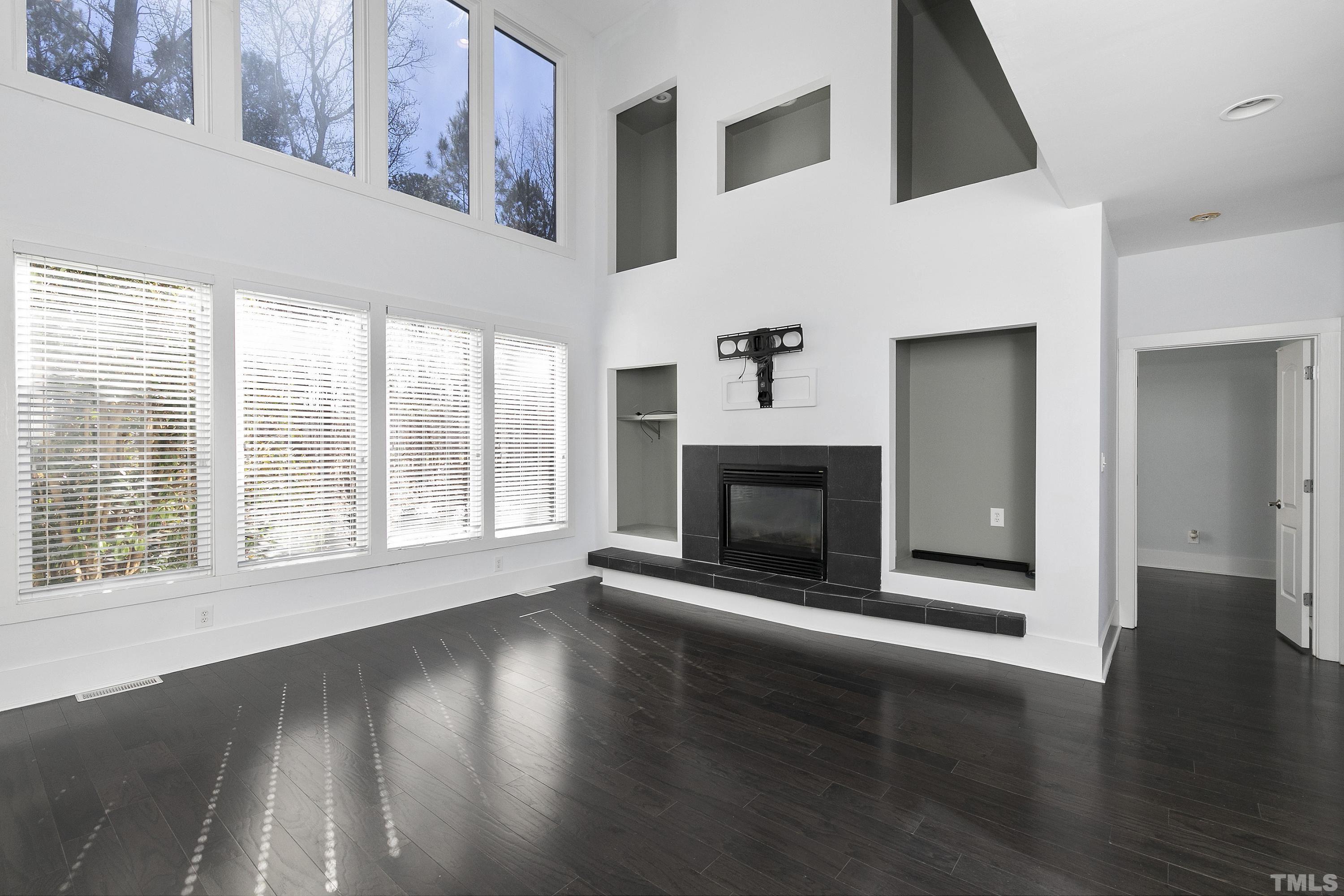 5616 Greenevers Drive Raleigh, NC 27613 - Photo 12 of 58 Gallery Image 12