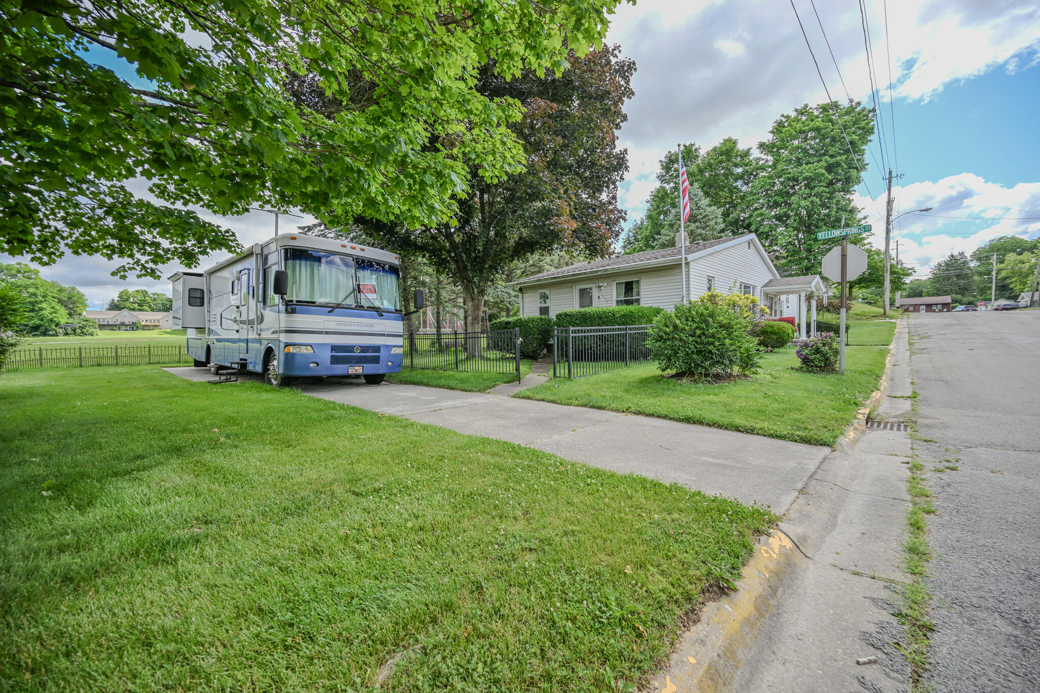 1302 North Yellow Springs Street Springfield, OH 45504 - Photo 23 of 27