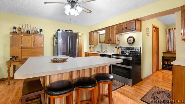 $325,000 | 87 Outback Loop, Linn Creek, MO 65052