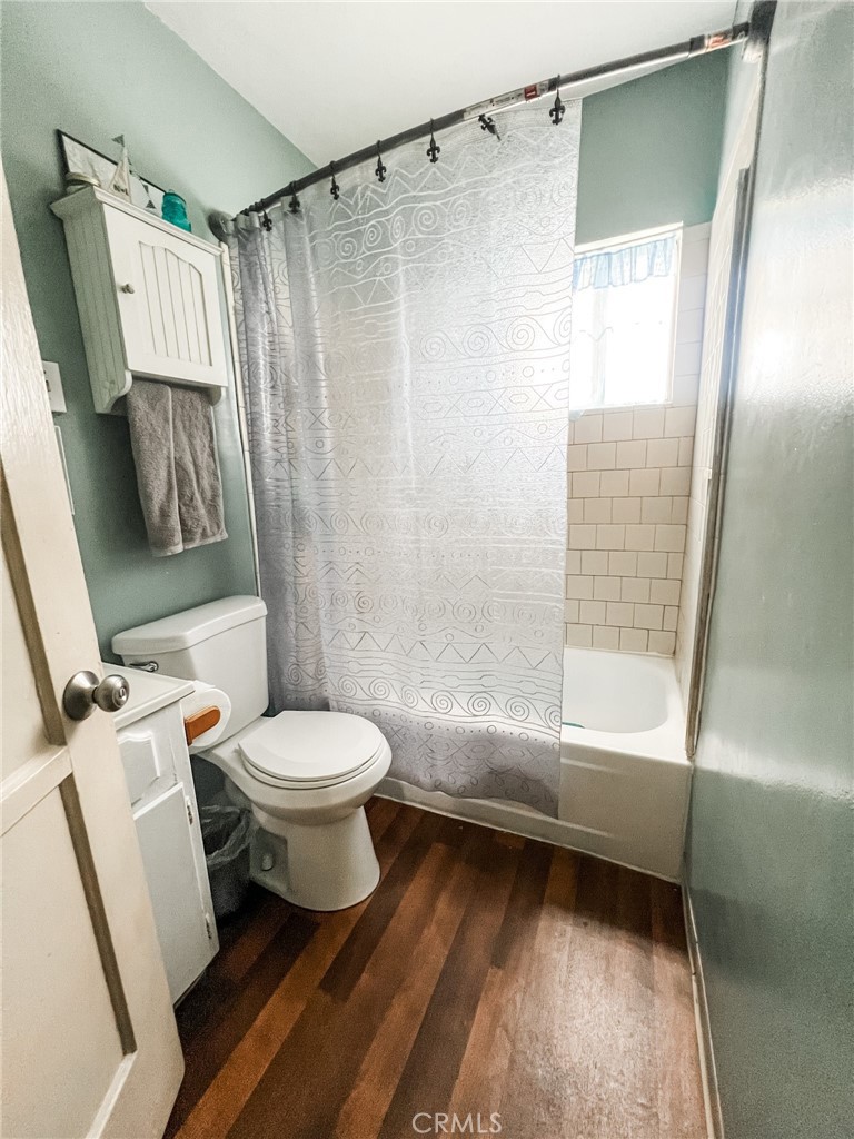 8206 Jackson Street Paramount, CA 90723 - Photo 3 of 9