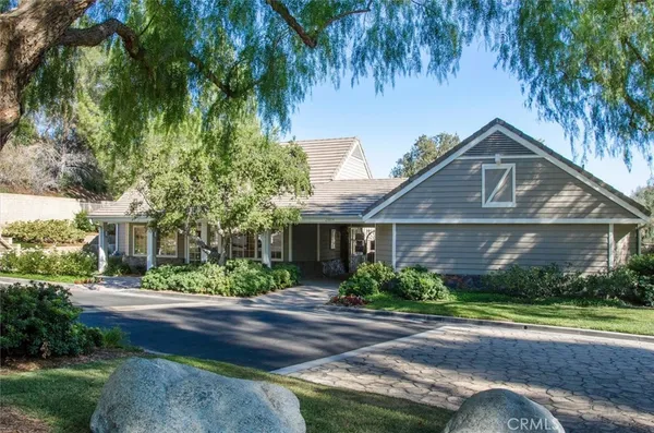 $1,250,000 | 23224 Sherwood Place, Valencia, CA 91354