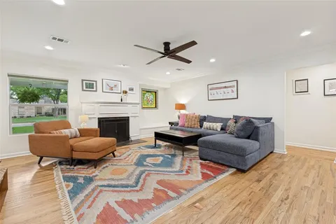 $599,000 | 9938 Losa Drive, Dallas, TX 75218