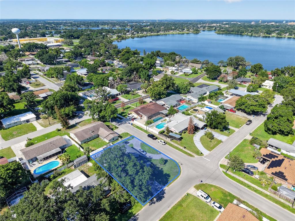 1500 Ave G Northeast Winter Haven, FL 33881 - Photo 3 of 60