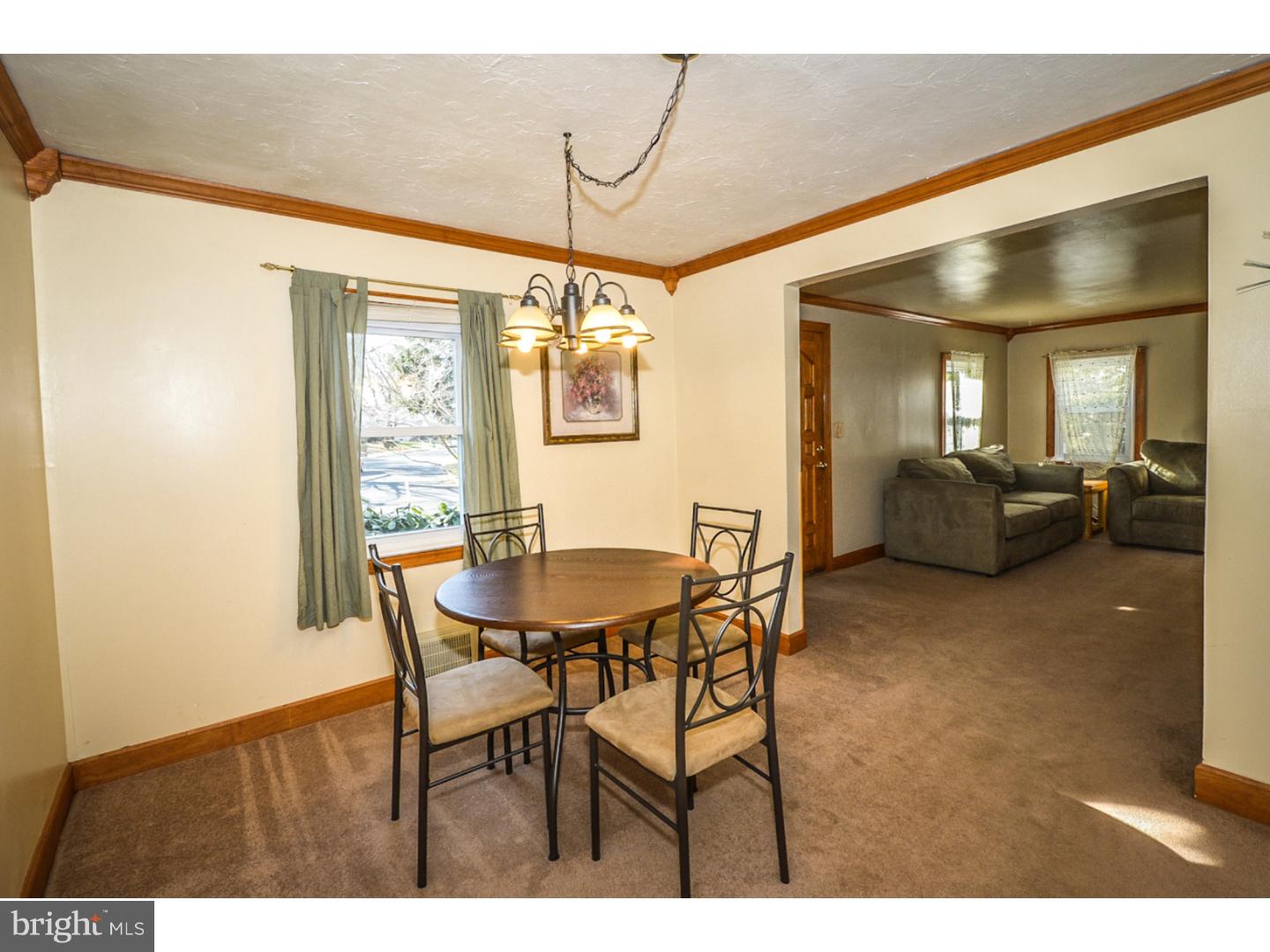 416 Crescent Road Hatboro, PA 19040 - Photo 11 of 24 Dining Room