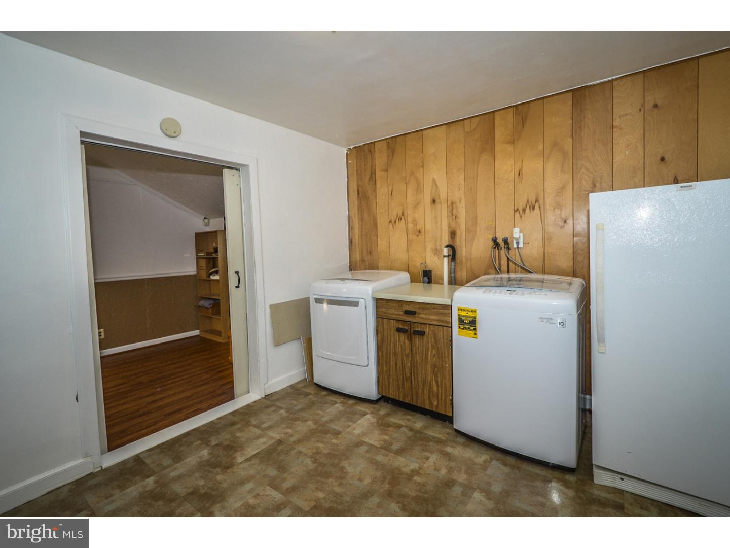 416 Crescent Road Hatboro, PA 19040 - Photo 23 of 24 Laundry Room