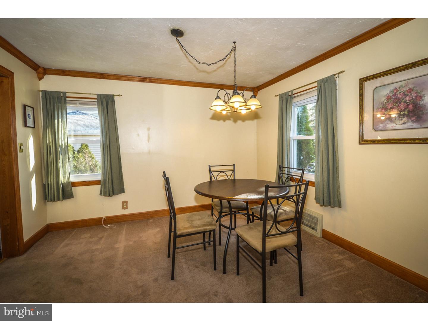 416 Crescent Road Hatboro, PA 19040 - Photo 10 of 24 Dining Room