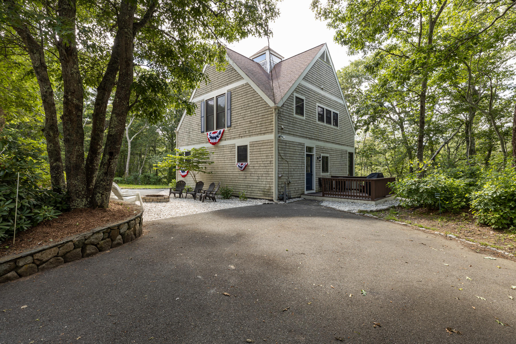 185 Uncle Percy's Road Mashpee, MA 02649 - Photo 3 of 21 a view of a house with a street