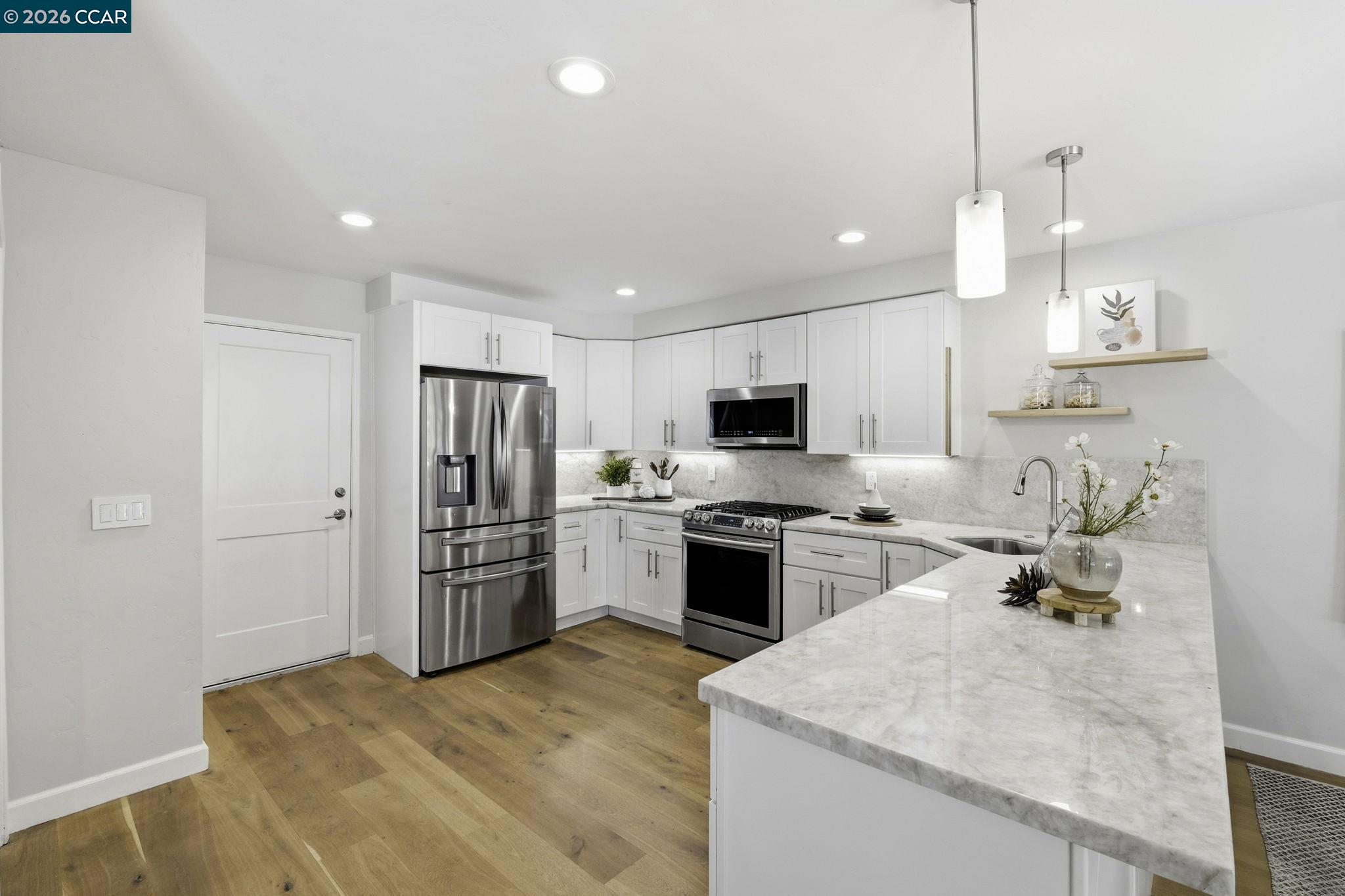 319 La Paz Court San Ramon, CA 94583 - Photo 7 of 32