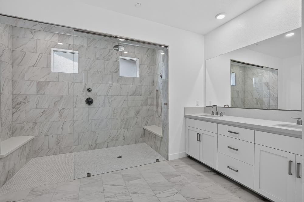 1408 Alpine Way Lincoln, CA 95648 - Photo 9 of 45 1408 Alpine ~ Ready Now