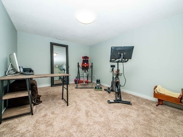 649 Middle Road Acushnet, MA 02743 - Photo 19 of 29