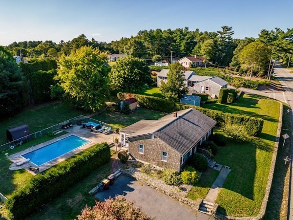 649 Middle Road Acushnet, MA 02743 - Photo 2 of 29