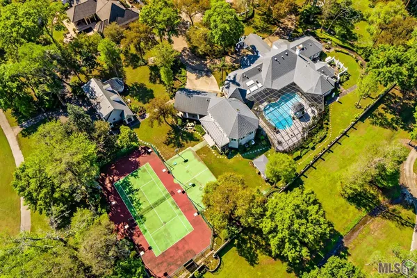 $1,650,000 | 444 Oak Alley Drive, Houma, LA 70360