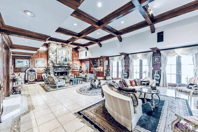 $1,650,000 | 444 Oak Alley Drive, Houma, LA 70360