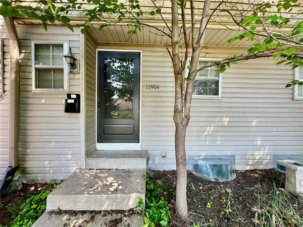 $1,519,000 | 117 Melody Lane, Belton, MO 64012