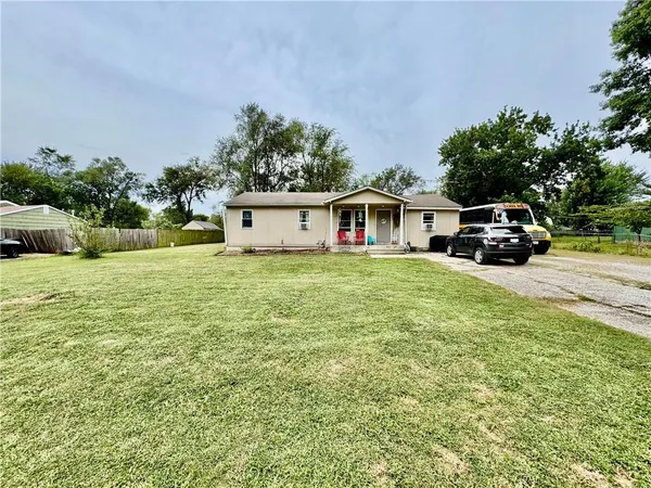 $1,519,000 | 117 Melody Lane, Belton, MO 64012