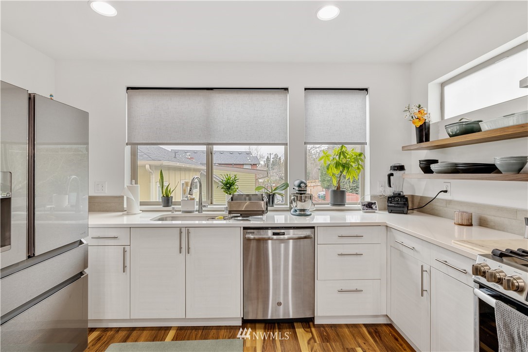 5206 Delridge Way Southwest, Unit E Seattle, WA 98106 - Photo 14 of 28 Gallery Image 14