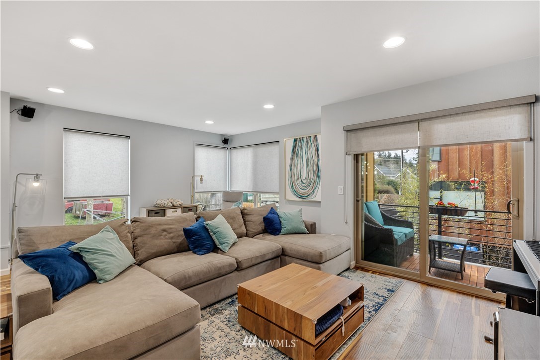 5206 Delridge Way Southwest, Unit E Seattle, WA 98106 - Photo 10 of 28 Gallery Image 10