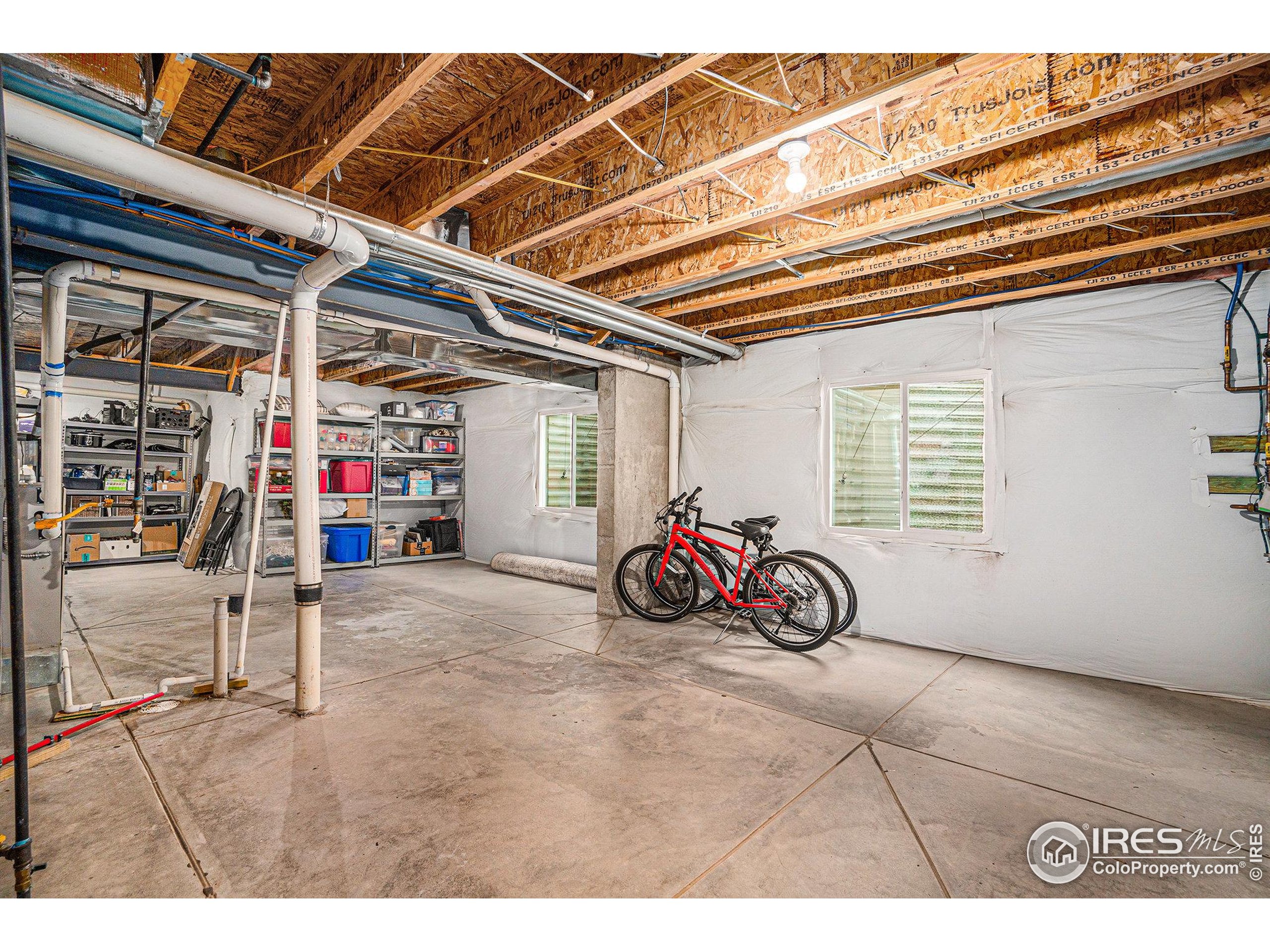 5622 Foxfire Street Timnath, CO 80547 - Photo 27 of 34 a view of parking garage
