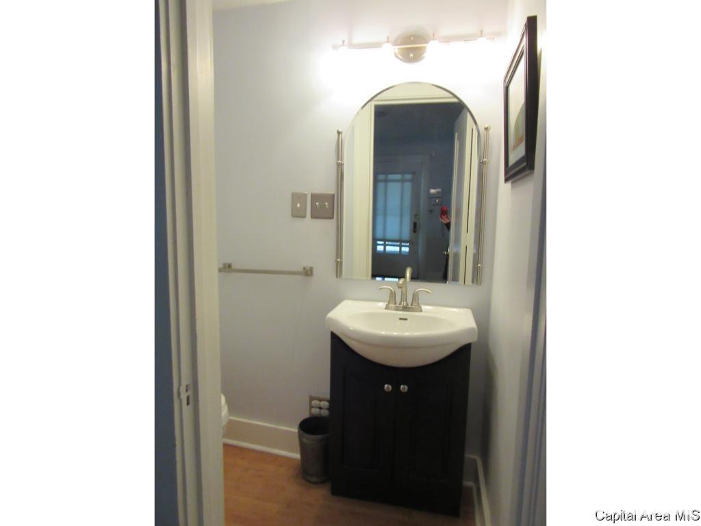 425 West Cook Street Springfield, IL 62704 - Photo 12 of 18