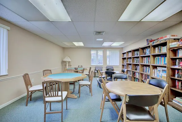 $198,900 | 2025 Sylvester Road, Unit H2, Lakeland, FL 33803