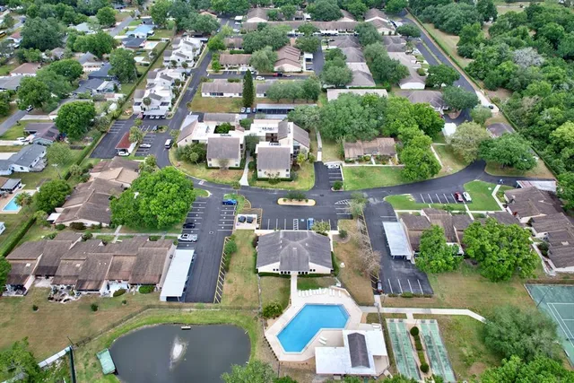 $198,900 | 2025 Sylvester Road, Unit H2, Lakeland, FL 33803