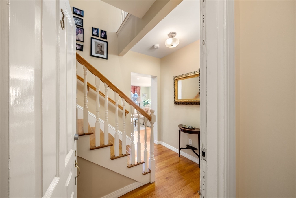 7 Hamilton Street, Unit 3 Salem, MA 01970 - Photo 4 of 30