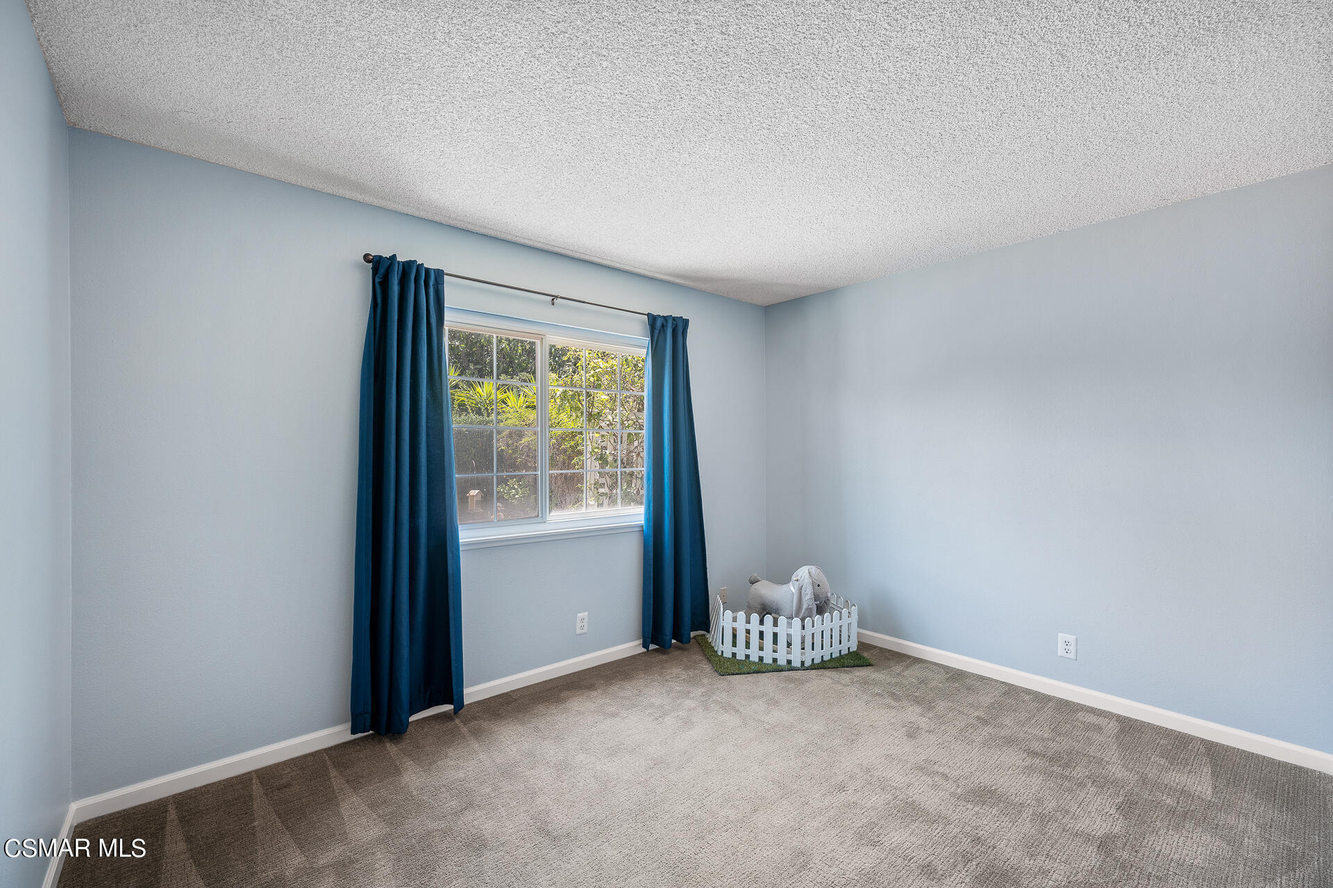 3092 Big Sky Drive Thousand Oaks, CA 91360 - Photo 13 of 66 a view of an empty room and window