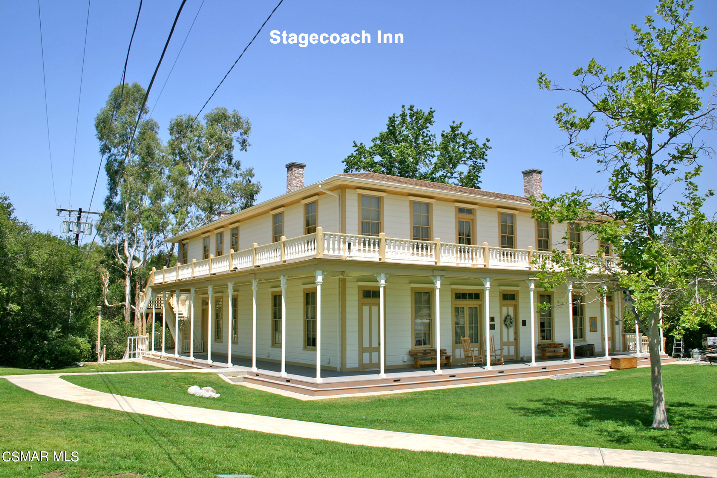 3092 Big Sky Drive Thousand Oaks, CA 91360 - Photo 50 of 66 a front view of a house with a garden