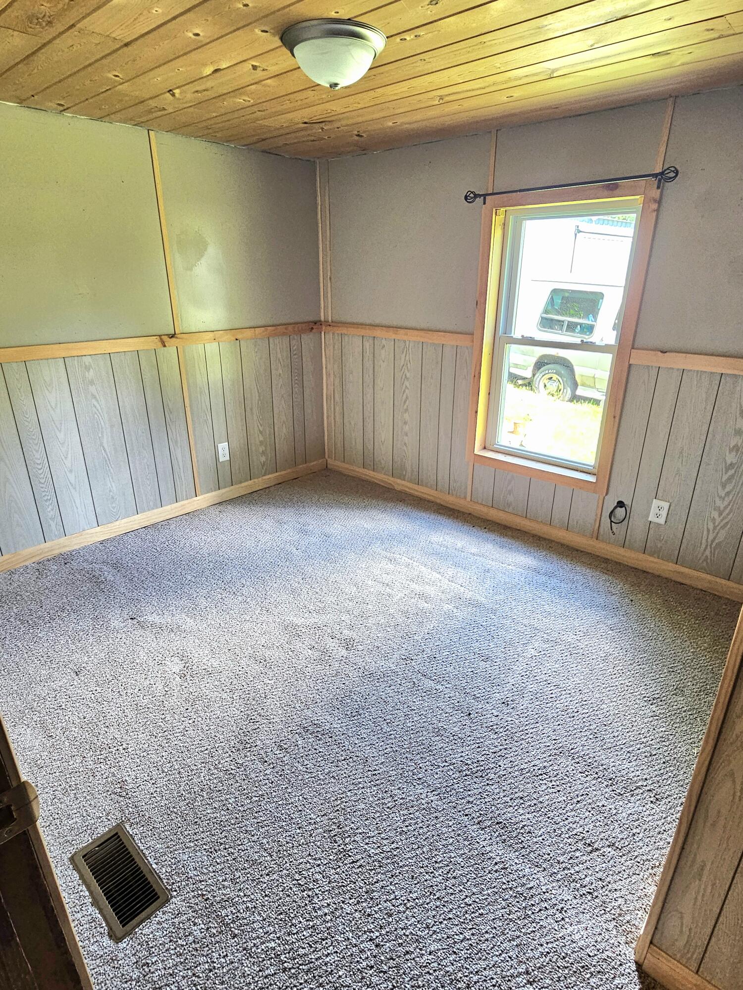 60452 Nottawa Road Sturgis, MI 49091 - Photo 18 of 30 20260619_112800