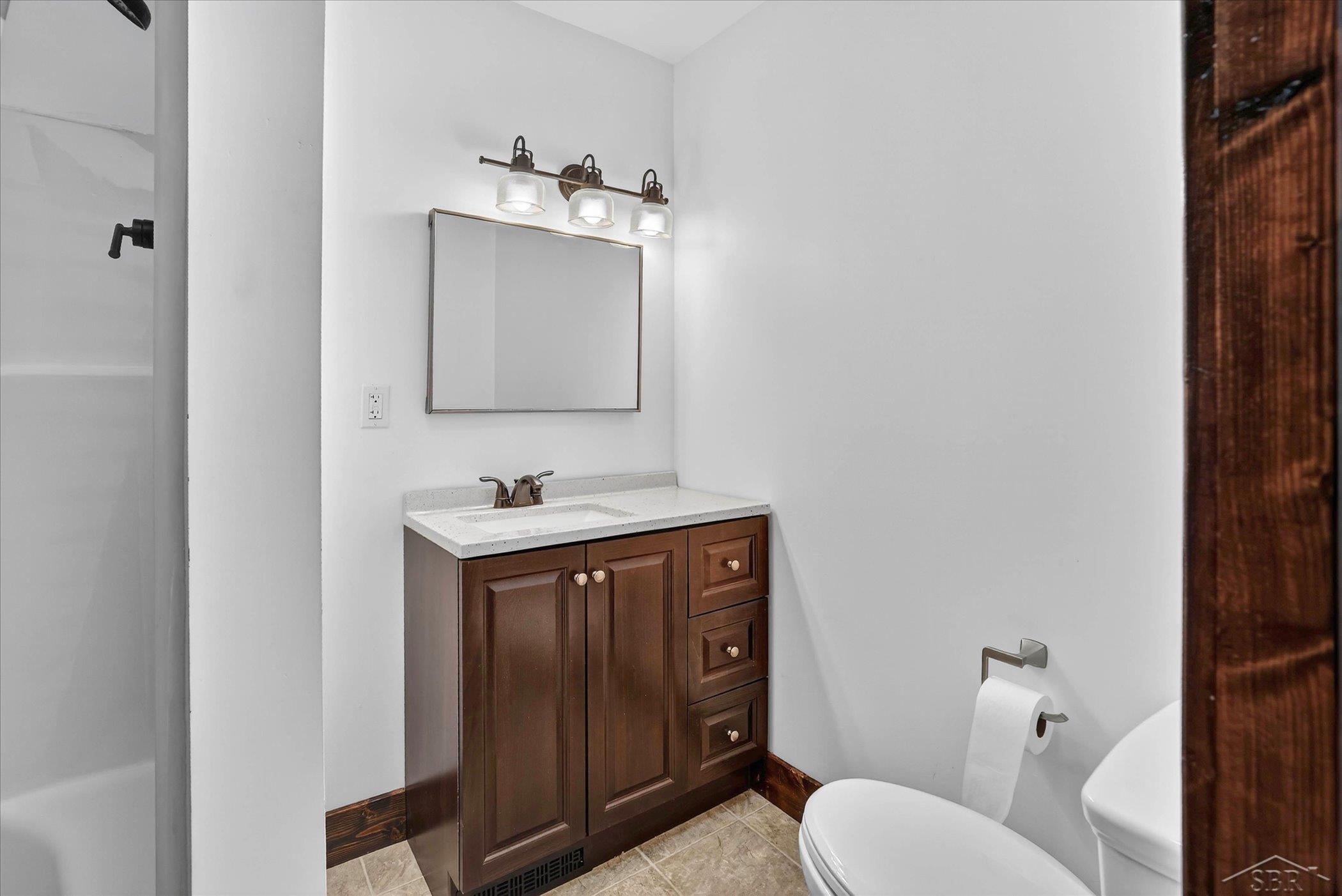 17 Union Street Sebewaing, MI 48759 - Photo 13 of 36