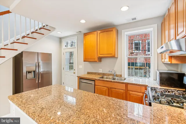 $850,000 | 1610 4th Street Northwest, Washington, DC 20001